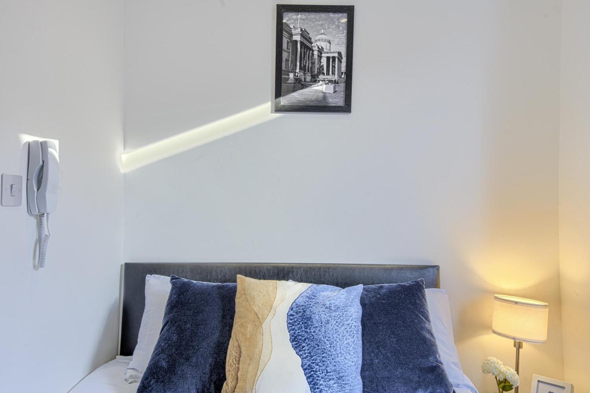 The Finsbury Deluxe Apartments Лондон Экстерьер фото