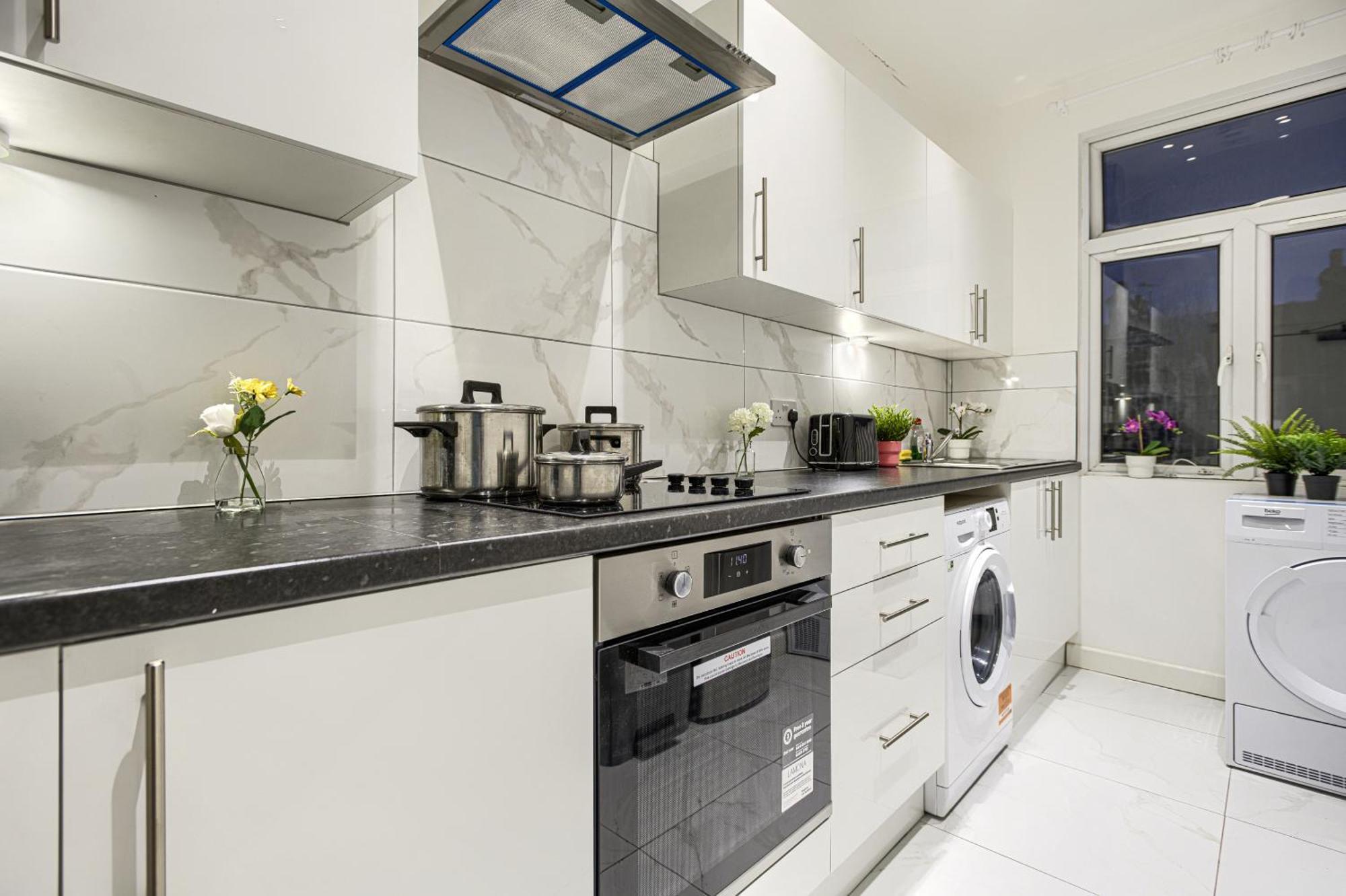 The Finsbury Deluxe Apartments Лондон Экстерьер фото