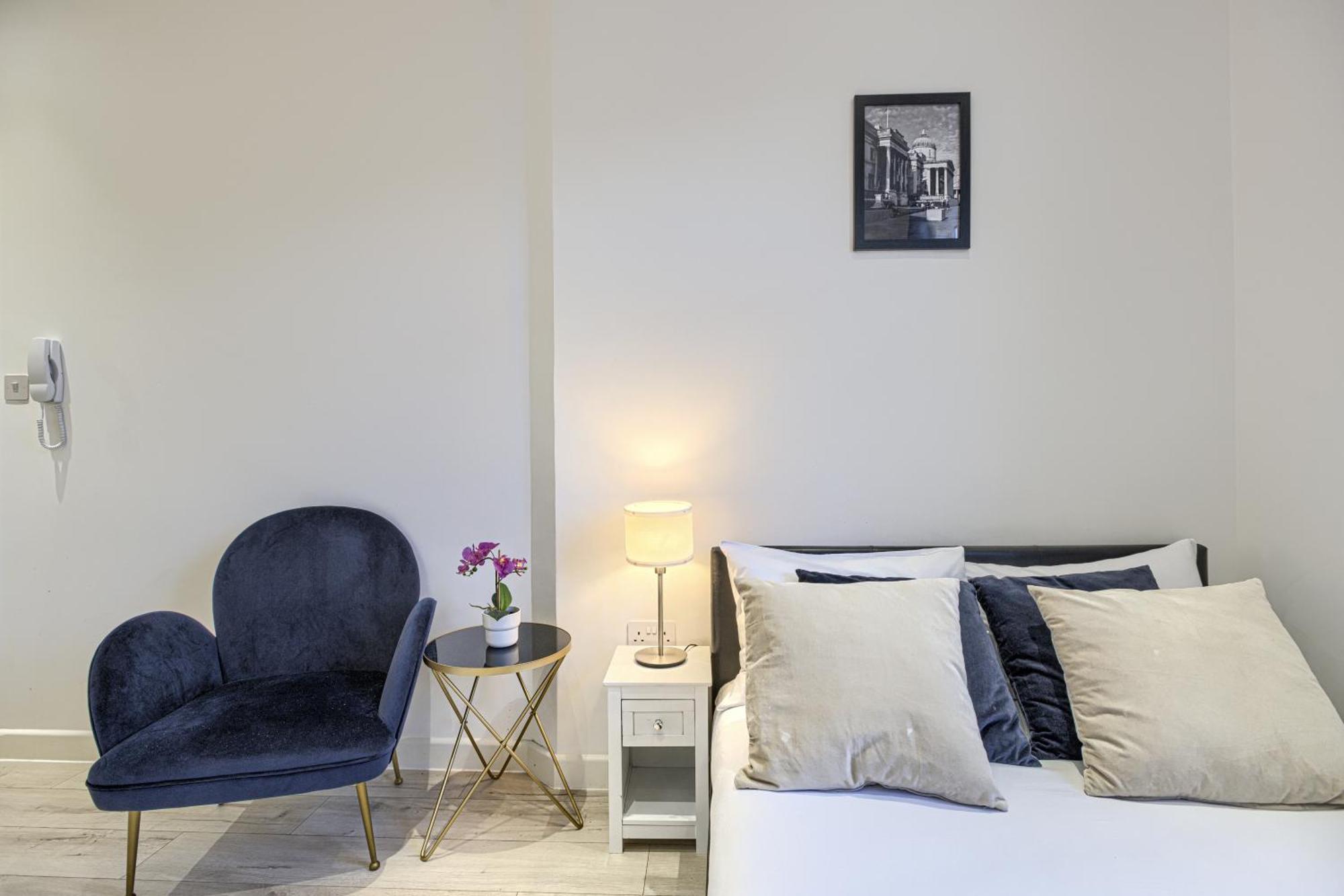 The Finsbury Deluxe Apartments Лондон Номер фото