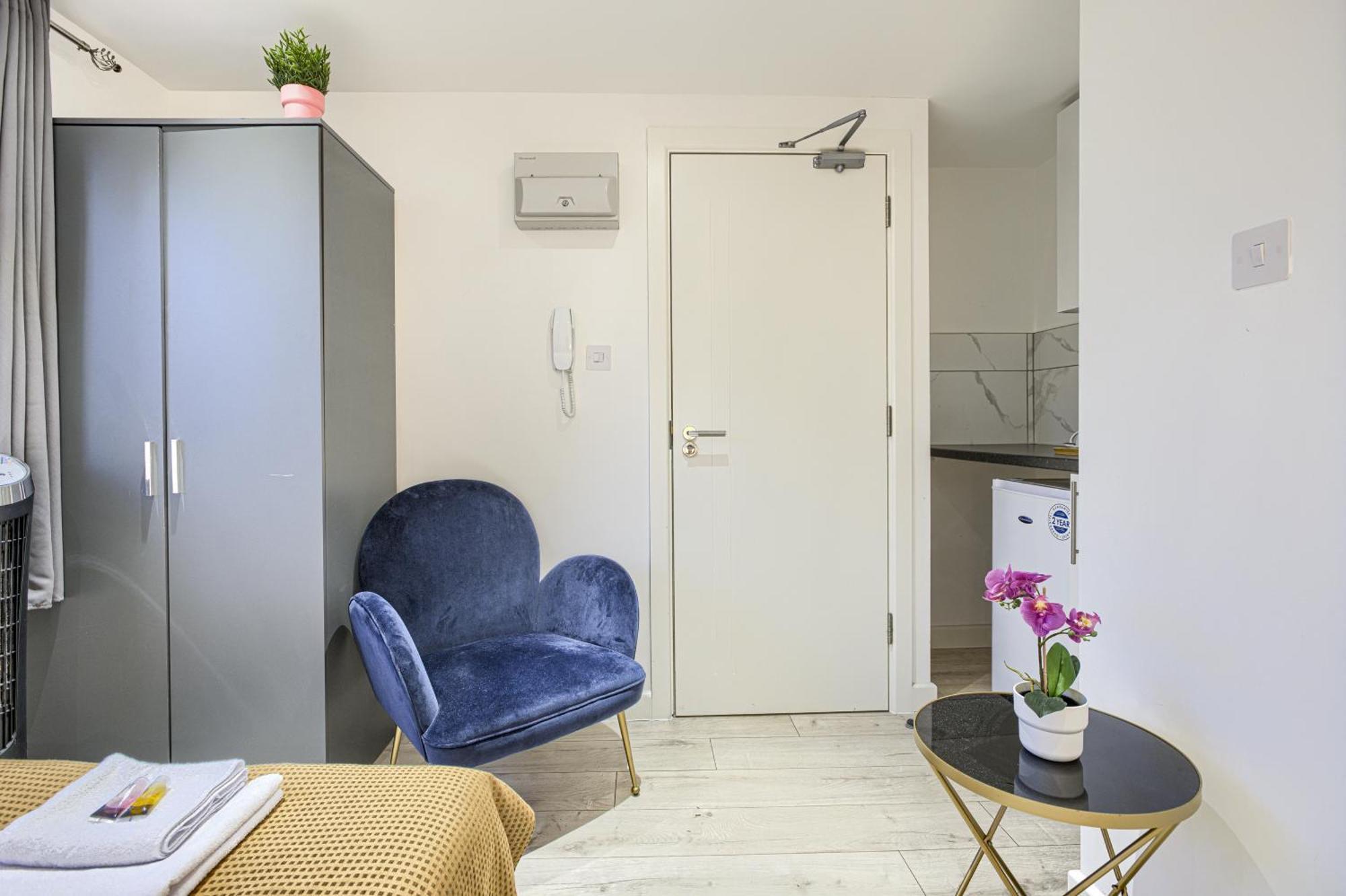 The Finsbury Deluxe Apartments Лондон Номер фото